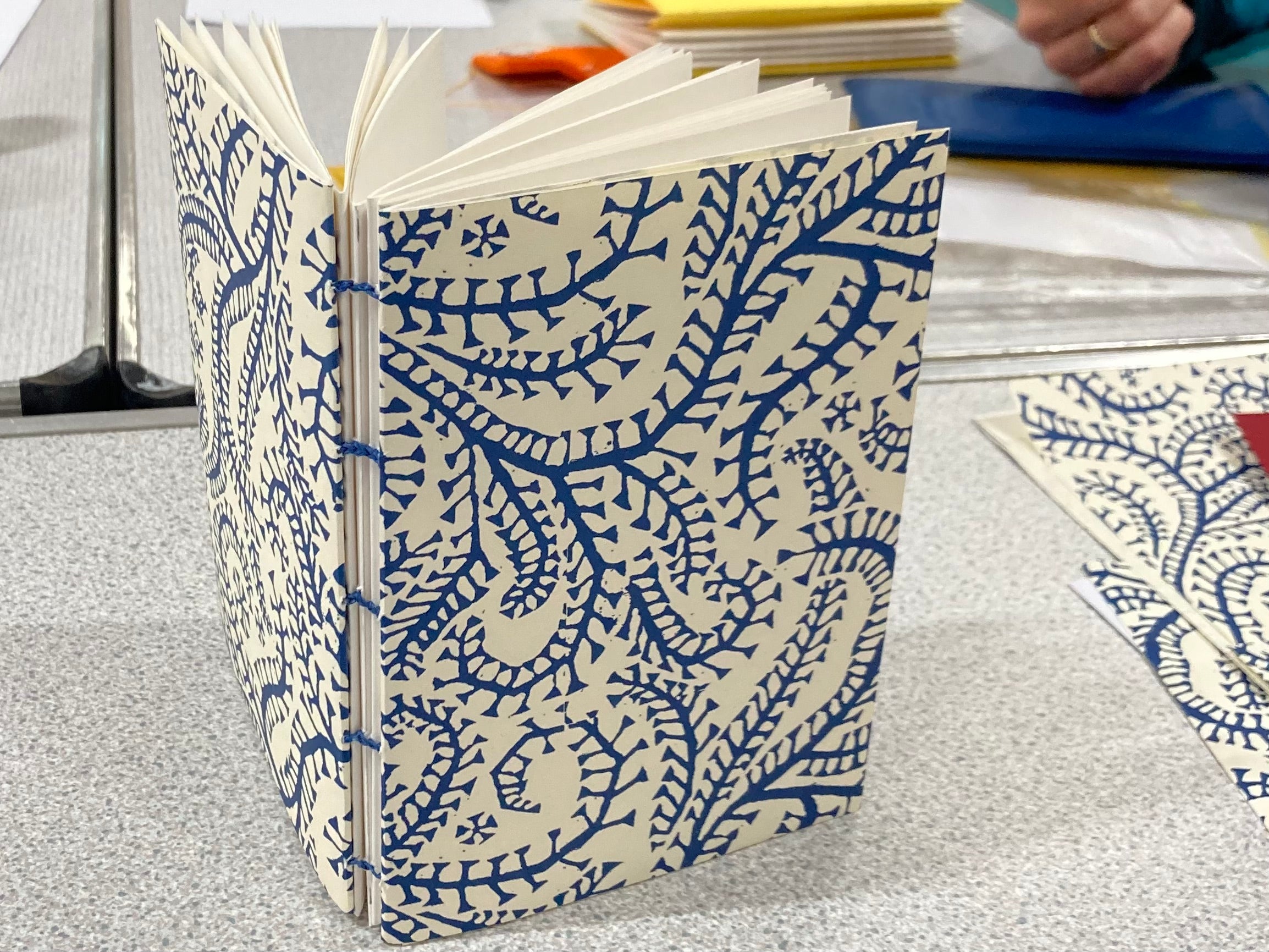 Linked stitch book bookbinding workshop